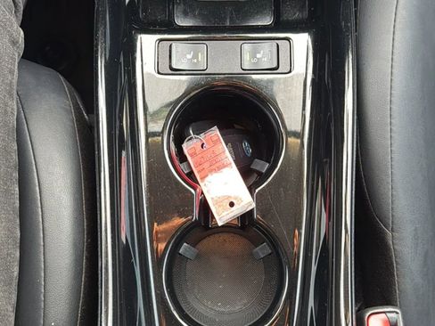 Used 2021 Toyota Prius Prime XLE image 20