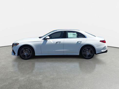 New 2026 Mercedes-Benz E 350 4MATIC Sedan image 8