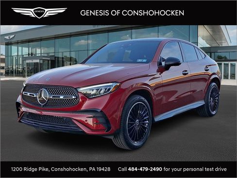 Used 2024 Mercedes-Benz GLC 300 4MATIC image 1