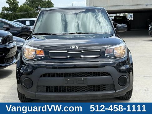 Used 2017 Kia Soul FWD image 6