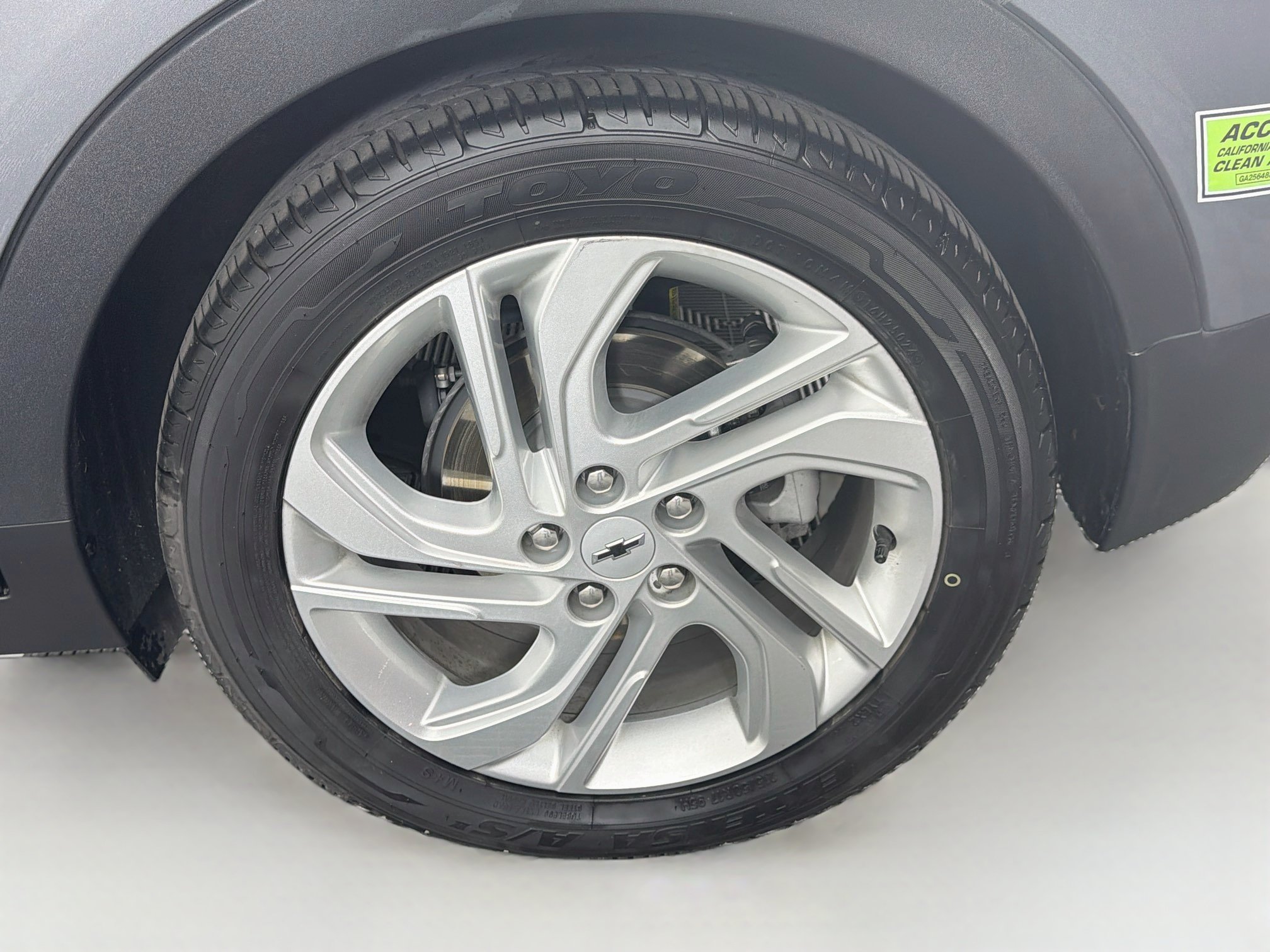 Used 2023 Chevrolet Bolt LT FWD image 11