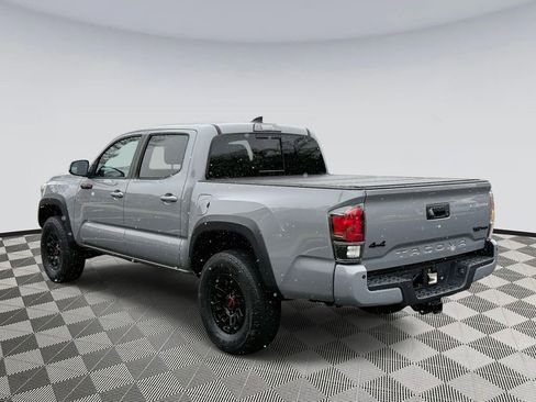 Used 2017 Toyota Tacoma TRD Pro image 4