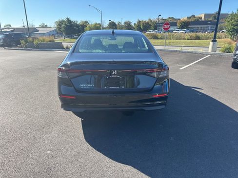 New 2025 Honda Accord LX image 5