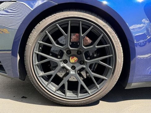 Certified 2024 Porsche 911 Carrera GTS RWD image 9