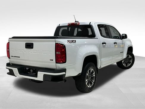 Used 2022 Chevrolet Colorado Z71 AWD/4WD image 5