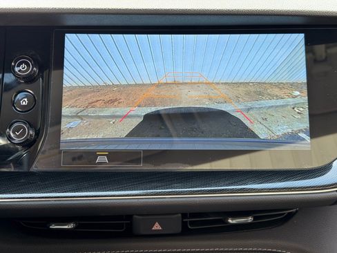 Used 2022 Buick Envision Essence w/ Safety Package FWD image 30