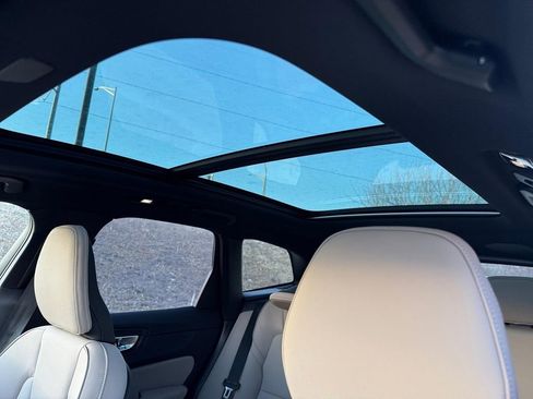 New 2026 Volvo XC60 B5 Plus w/ Climate Package image 7