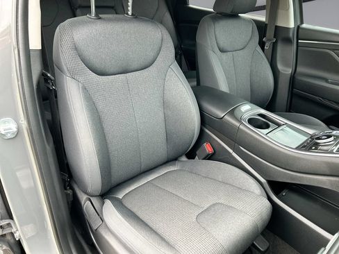 Used 2023 Hyundai Santa Fe SEL FWD image 30