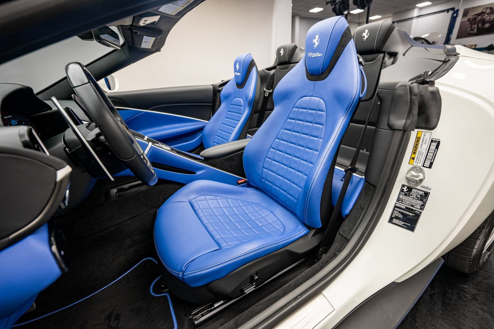 Used 2025 Ferrari Roma Spider RWD image 21
