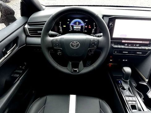 New 2026 Toyota Camry SE image 19