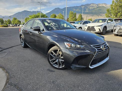 Used 2017 Lexus IS 300 AWD w/ Premium Package image 3