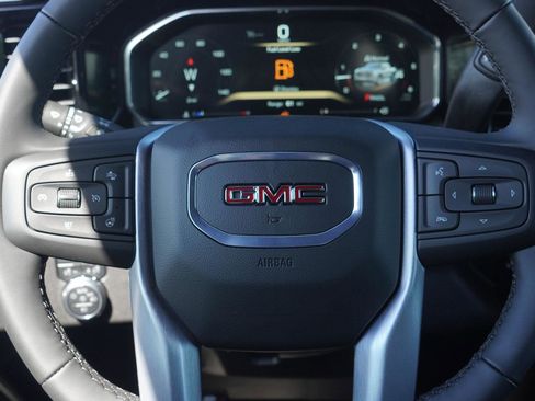 New 2026 GMC Sierra 1500 Elevation image 15