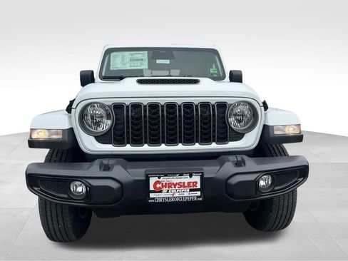 New 2026 Jeep Gladiator Sport image 23