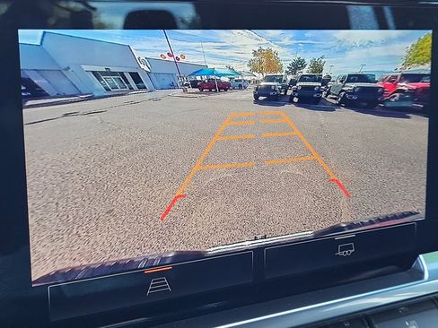 Used 2024 GMC Sierra 1500 SLT image 15