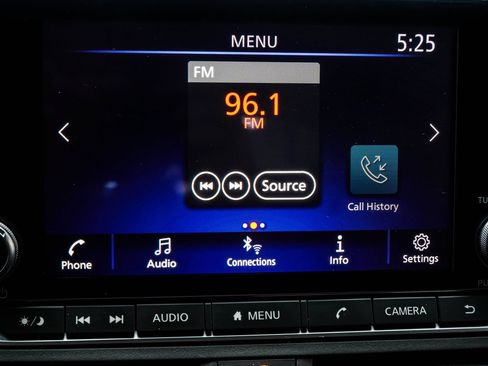 Used 2024 Nissan Altima 2.5 SR FWD image 25