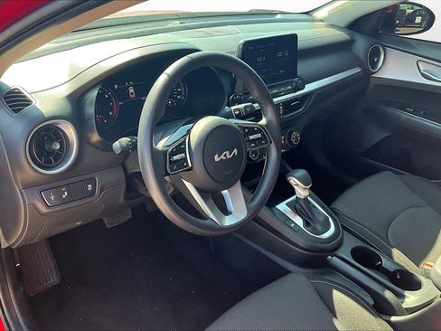 Used 2024 Kia Forte LXS w/ LXS Technology Package image 19