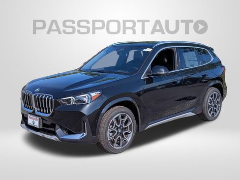 New 2026 BMW X1 xDrive28i w/ Technology Package AWD/4WD image 1