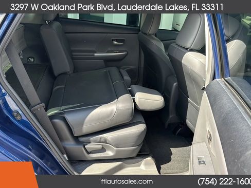 Used 2014 Toyota Prius V Five FWD image 33