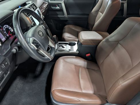 Used 2023 Toyota 4Runner Limited AWD/4WD image 10
