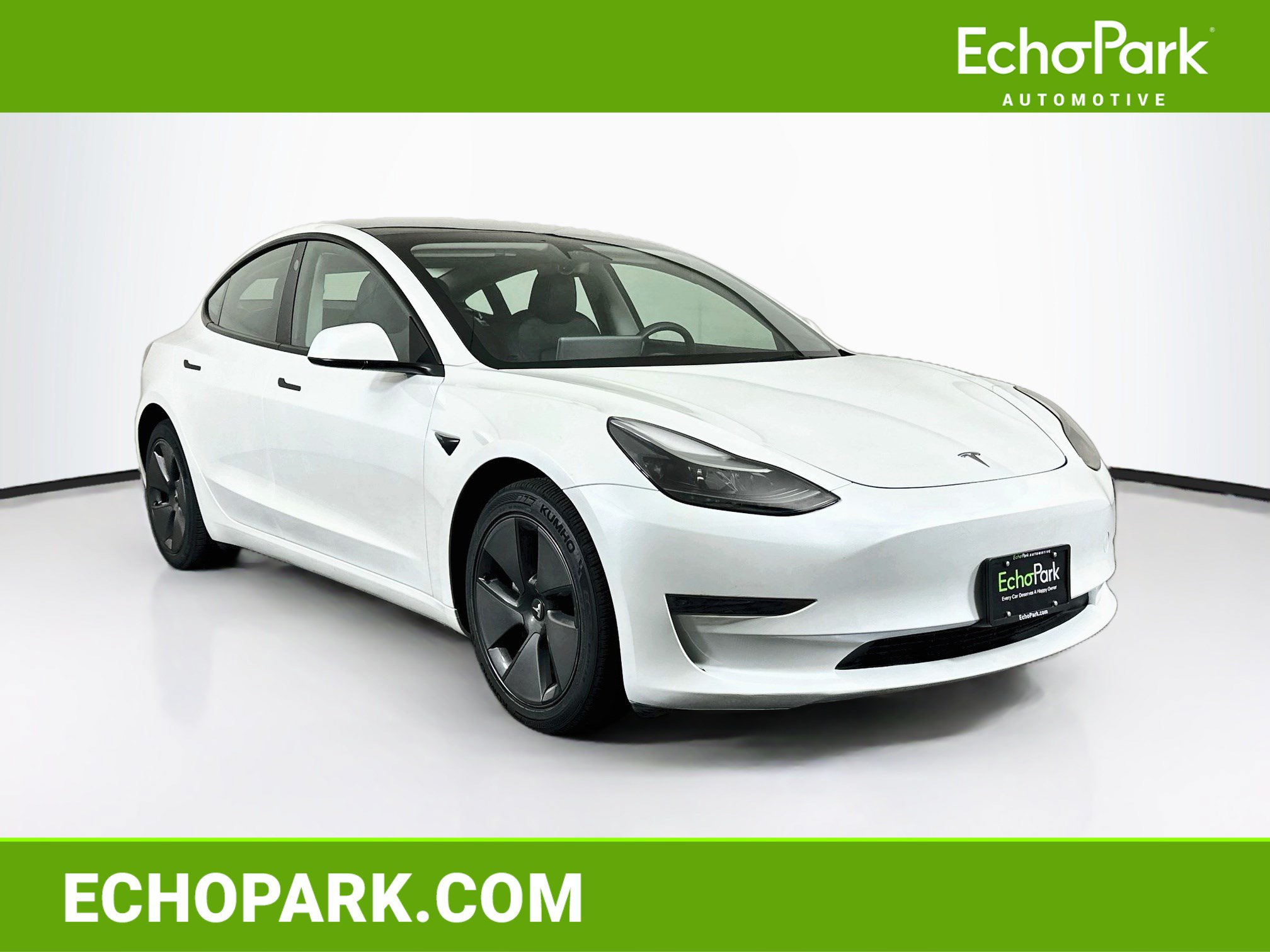 Used 2023 Tesla Model 3 Standard Range RWD image 1