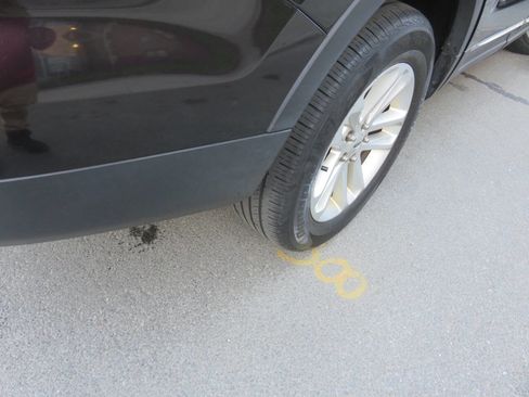 Used 2014 Ford Explorer XLT w/ Equipment Group 202A image 39