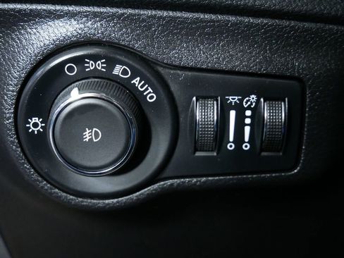 Used 2019 Jeep Compass Limited AWD/4WD image 24