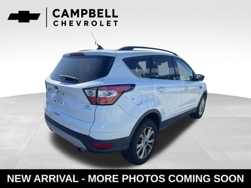 Used 2018 Ford Escape SE w/ SE Sync 3 Package FWD image 5