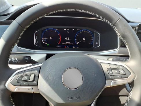 New 2025 Volkswagen Taos SEL image 24