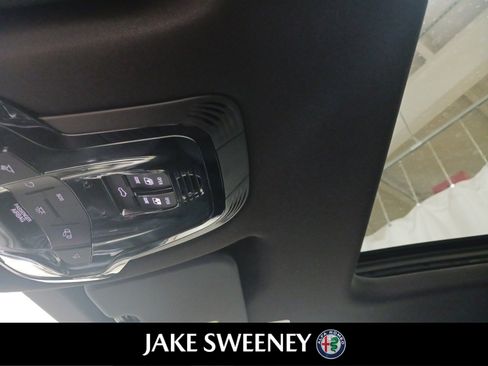 New 2024 Alfa Romeo Tonale Veloce image 22