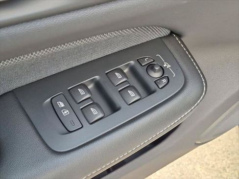 Used 2024 Volvo V60 T8 Polestar AWD/4WD image 11