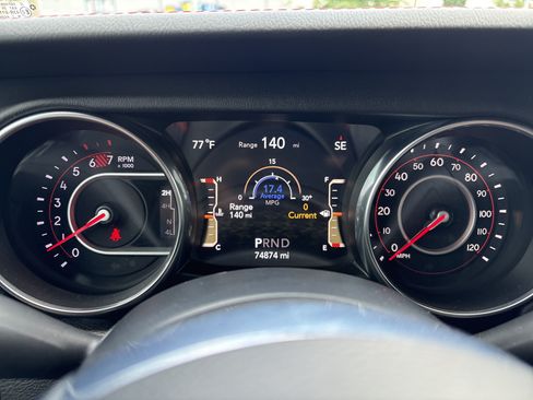 Used 2020 Jeep Wrangler Unlimited Rubicon w/ Quick Order Package 28Y Recon AWD/4WD image 24
