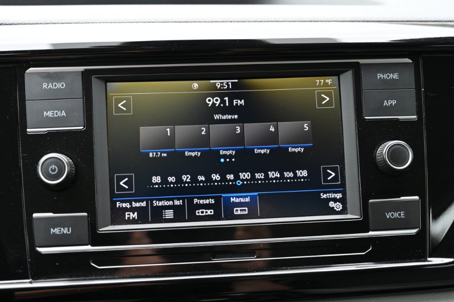 Used 2024 Volkswagen Taos S FWD image 20