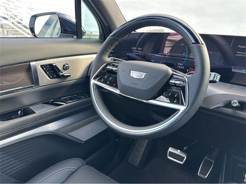 New 2026 Cadillac Vistiq Luxury image 5