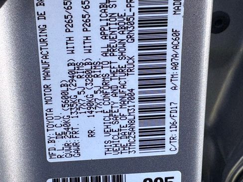 Used 2020 Toyota Tacoma TRD Sport w/ Blackout Package image 47