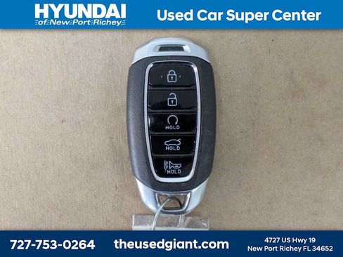 Used 2023 Hyundai Elantra Limited w/ Preferred Accessory Package FWD image 37