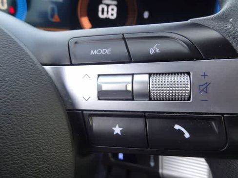 Used 2025 Hyundai Sonata SEL FWD image 17