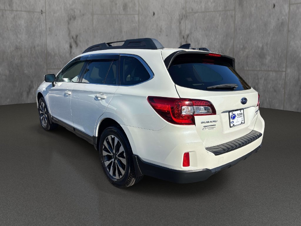 Used 2016 Subaru Outback 2.5i Limited AWD/4WD image 3