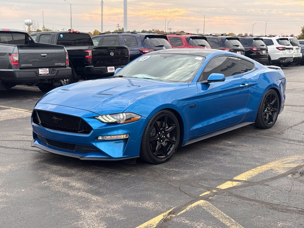Used 2019 Ford Mustang GT Premium w/ Black Accent Package RWD image 7