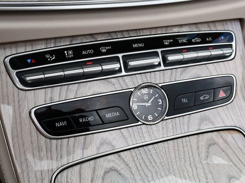 Used 2019 Mercedes-Benz E 450 Cabriolet w/ Premium 1 Package image 74