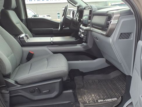 Certified 2025 Ford F150 XLT w/ Equipment Group 302A MID AWD/4WD image 18