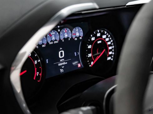 Used 2021 Chevrolet Camaro ZL1 image 32