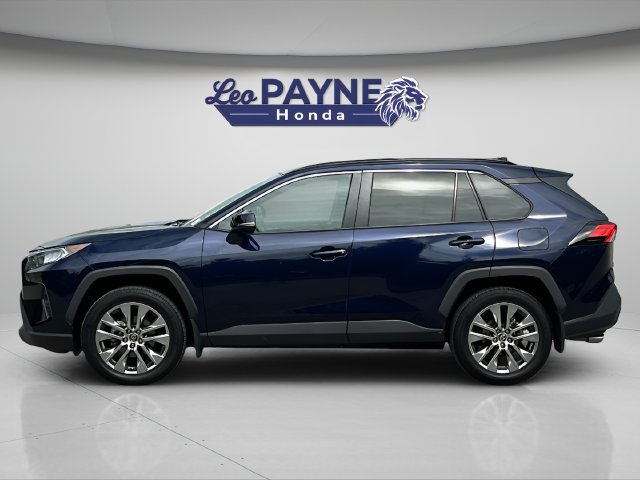 Used 2021 Toyota RAV4 XLE Premium AWD/4WD image 4