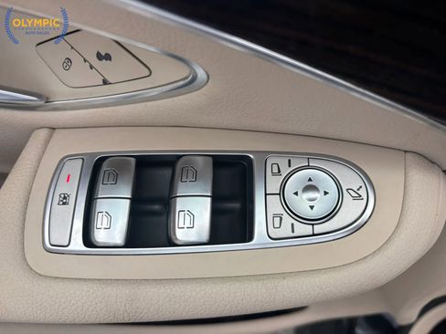 Used 2017 Mercedes-Benz GLC 300 w/ Premium 1 Package image 33