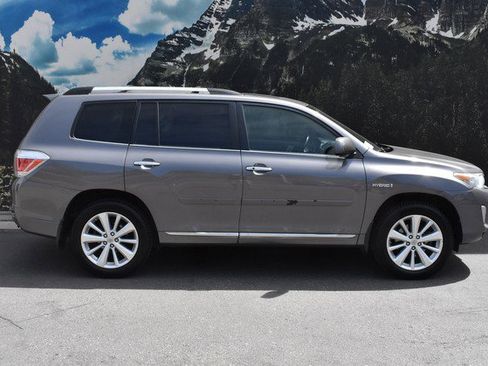 Used 2012 Toyota Highlander Limited AWD/4WD image 2