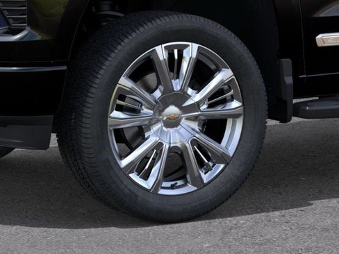 New 2026 Chevrolet Silverado 1500 High Country w/ High Country Premium Package AWD/4WD image 9