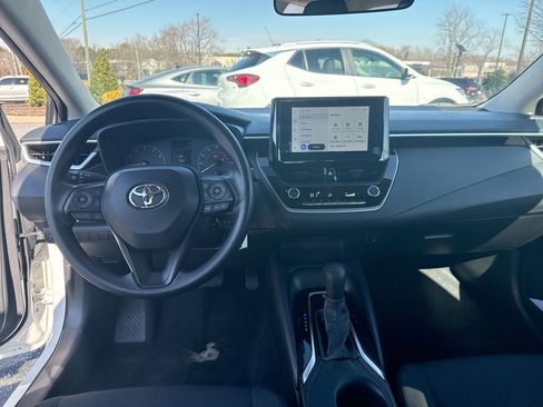 Used 2024 Toyota Corolla LE image 24