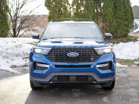 Used 2020 Ford Explorer ST w/ Premium Technology Package image 2