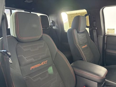 Used 2022 Nissan Frontier PRO-4X AWD/4WD image 27