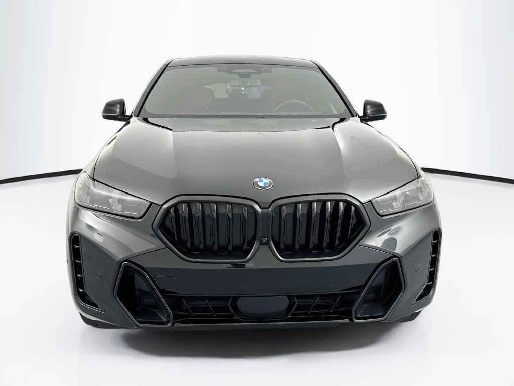 Used 2024 BMW X6 xDrive40i w/ Premium Package AWD/4WD image 2