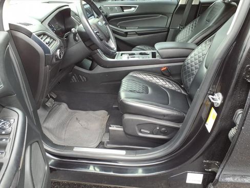 Used 2023 Ford Edge Titanium w/ Cargo Accessory Package image 14